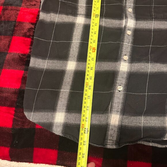 Arizona Jeans Casual Button Down Mens Medium Black Plaid Rugged Flannel Shirt - Picture 5 of 5